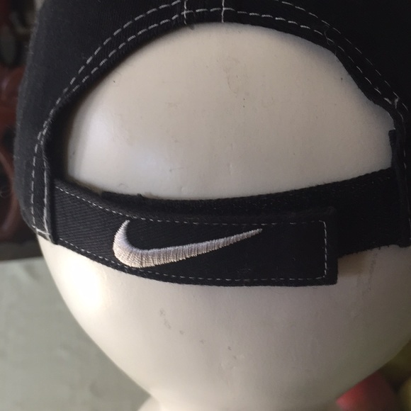 Nike Cap - Picture 4 of 5